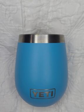 Yeti Aqua Blue Stainless Steel 10oz Wine Rumbler